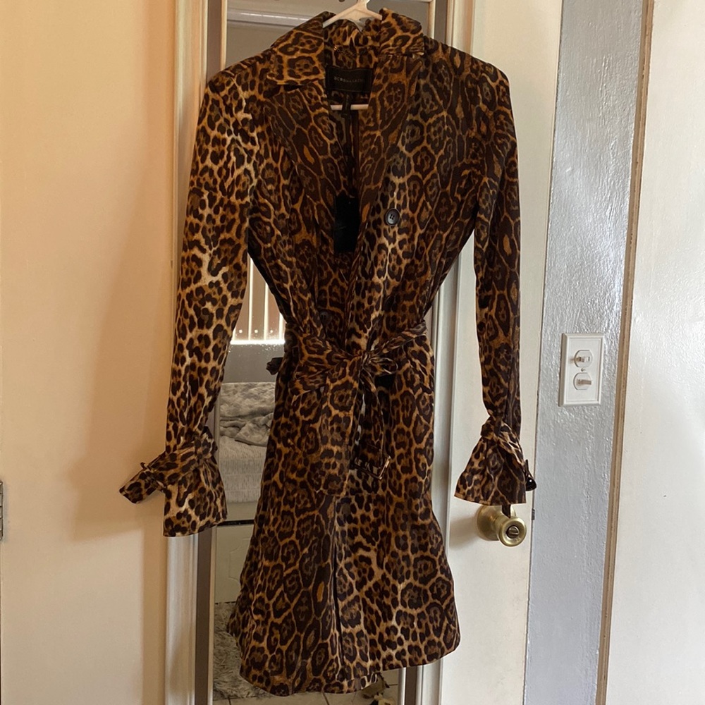 BCBGMAXAZRIA LEOPARD PRINT TRENCH COAT